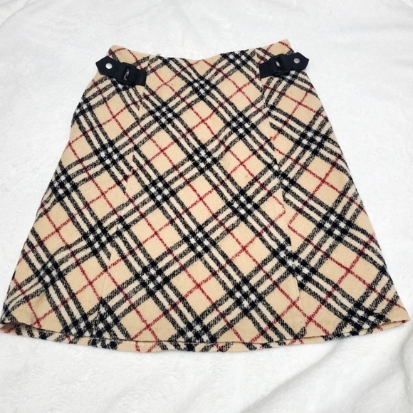 Burberry Other - AUTHENTIC Burberry wool school skirt